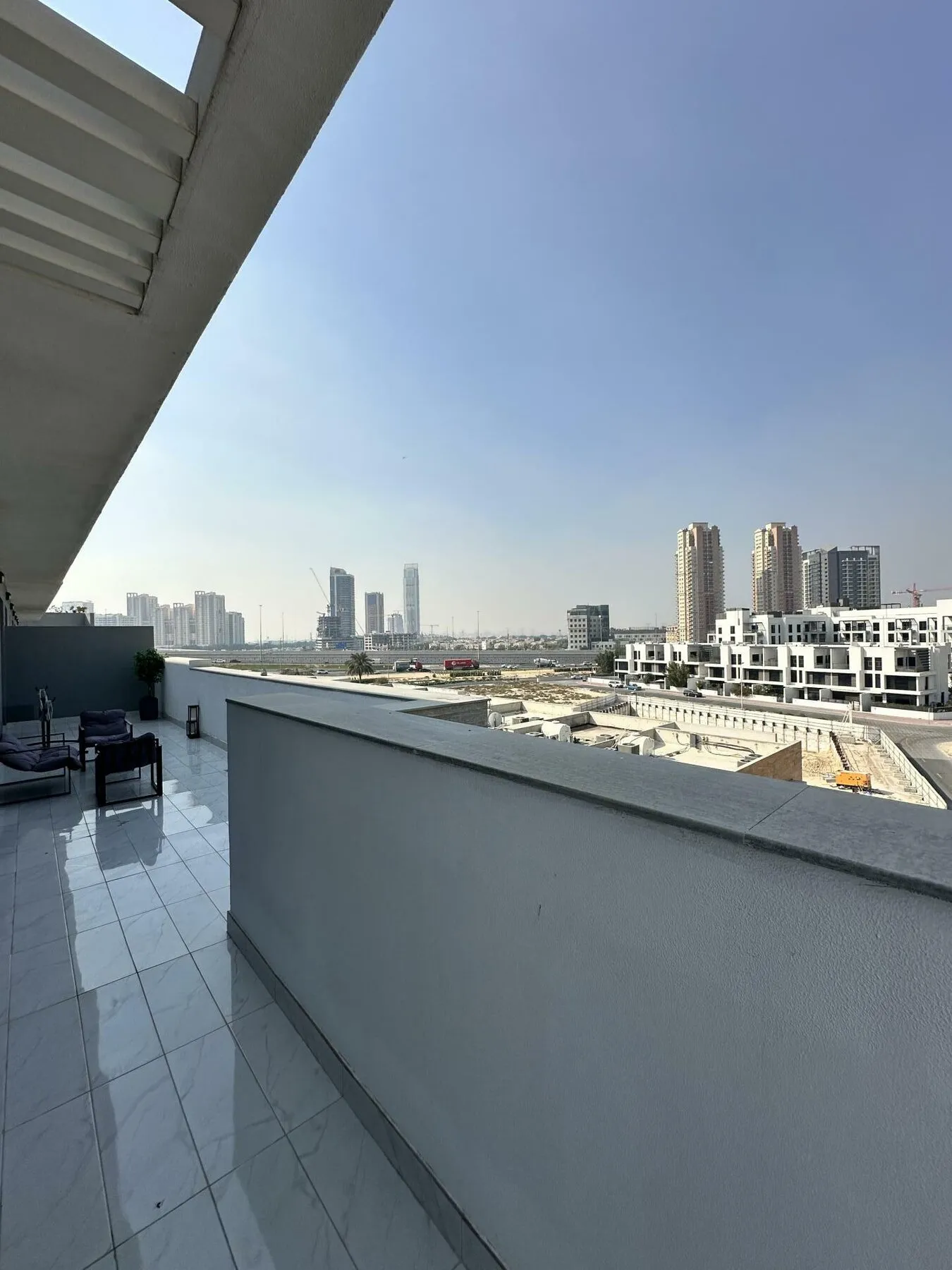 2 yatak odalı daire — Jumeirah Village Circle, Dubai — 18/19