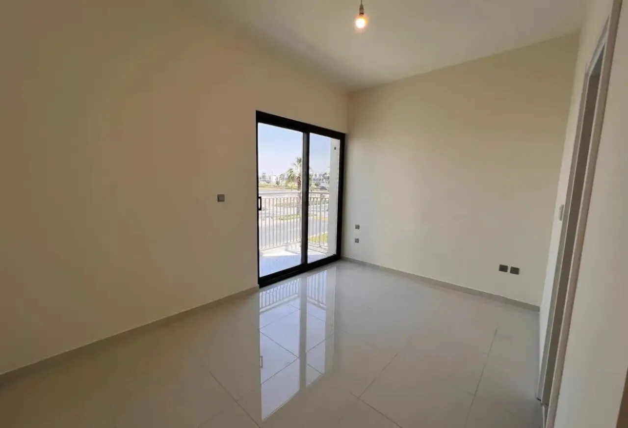 3 yatak odalı villa — Damac Hills 2, Dubai — 4/14