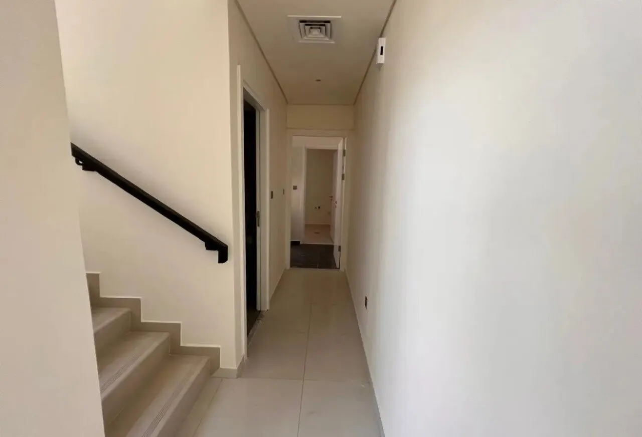 3 yatak odalı villa — Damac Hills 2, Dubai — 11/14
