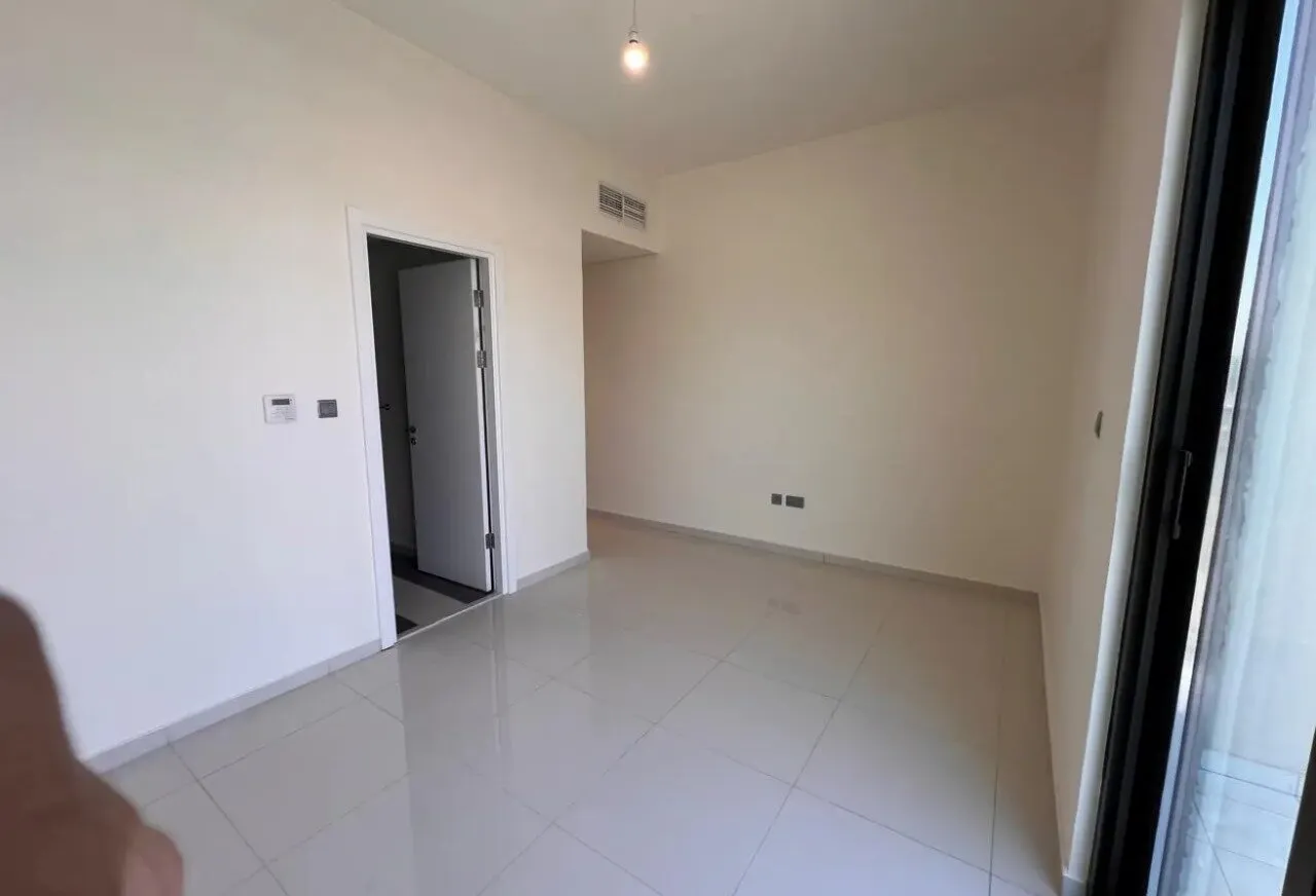 3 yatak odalı villa — Damac Hills 2, Dubai — 7/14