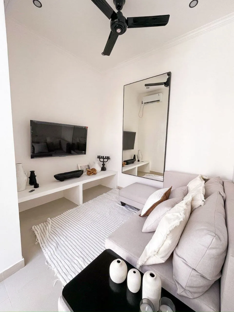Villa de 3 dormitorios en venta en Tibubeneng, Canggu, Bali — 2/18