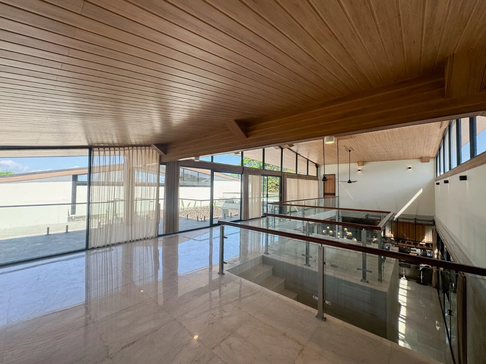 Villa met 4 slaapkamers te koop in Sanur, Bali — 13/18