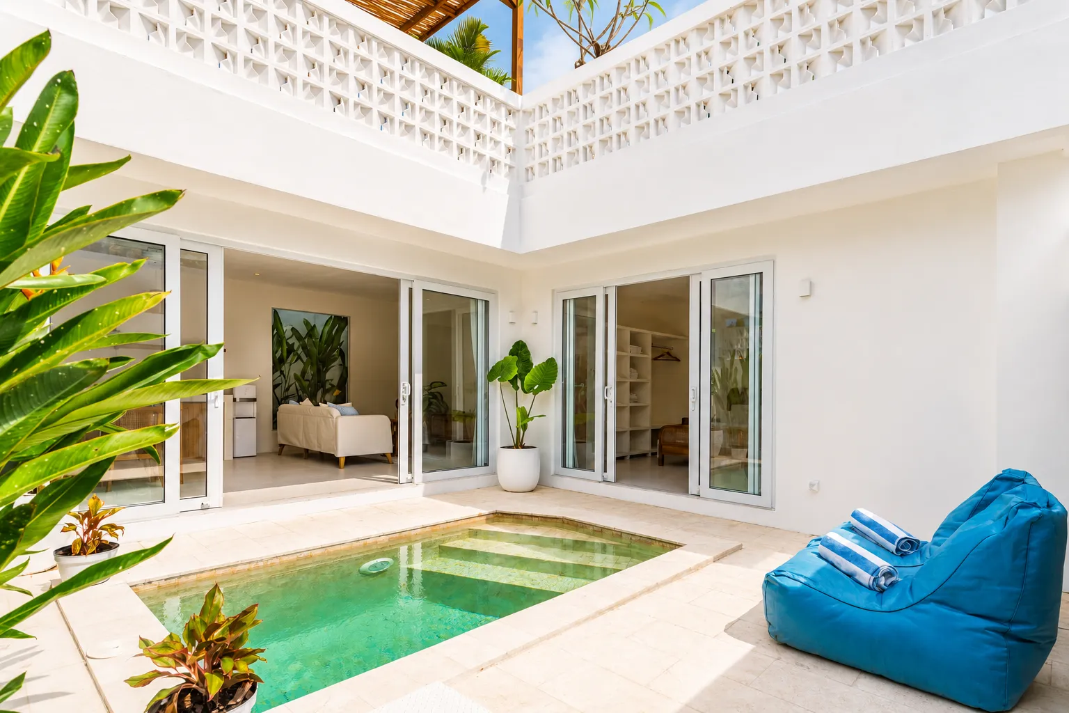Stijlvolle villa met een studeerkamer en een terras in de wijk Canggu!, 1 slaapkamers, 60 m²