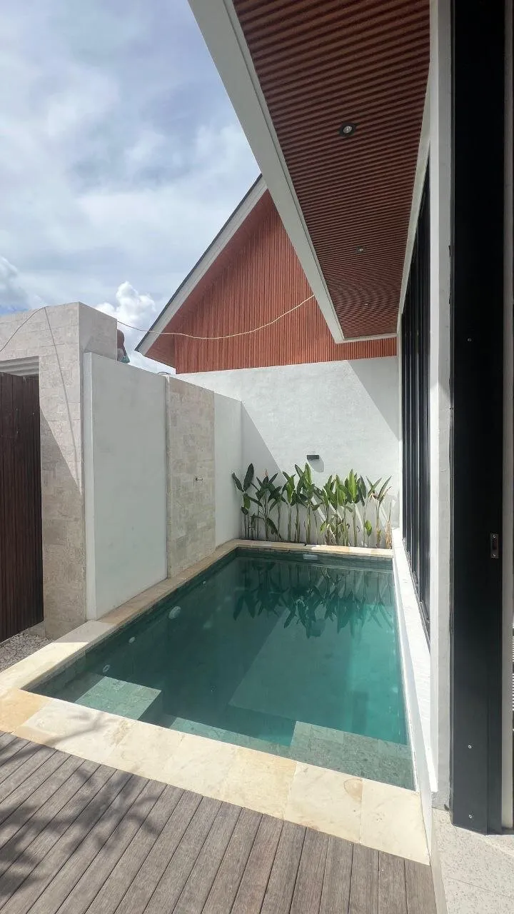Villa de 2 dormitorios en venta en Tibubeneng, Canggu, Bali — 15/16