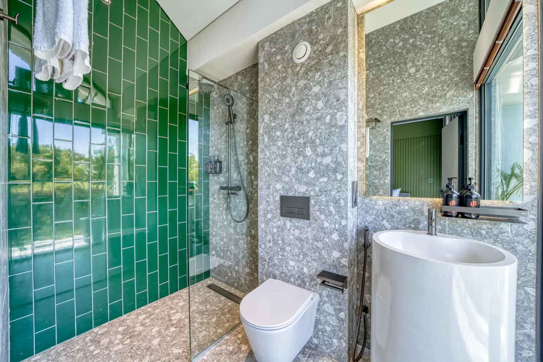 Villa de 2 dormitorios en venta en Melasti, Uluwatu, Bali — 16/20