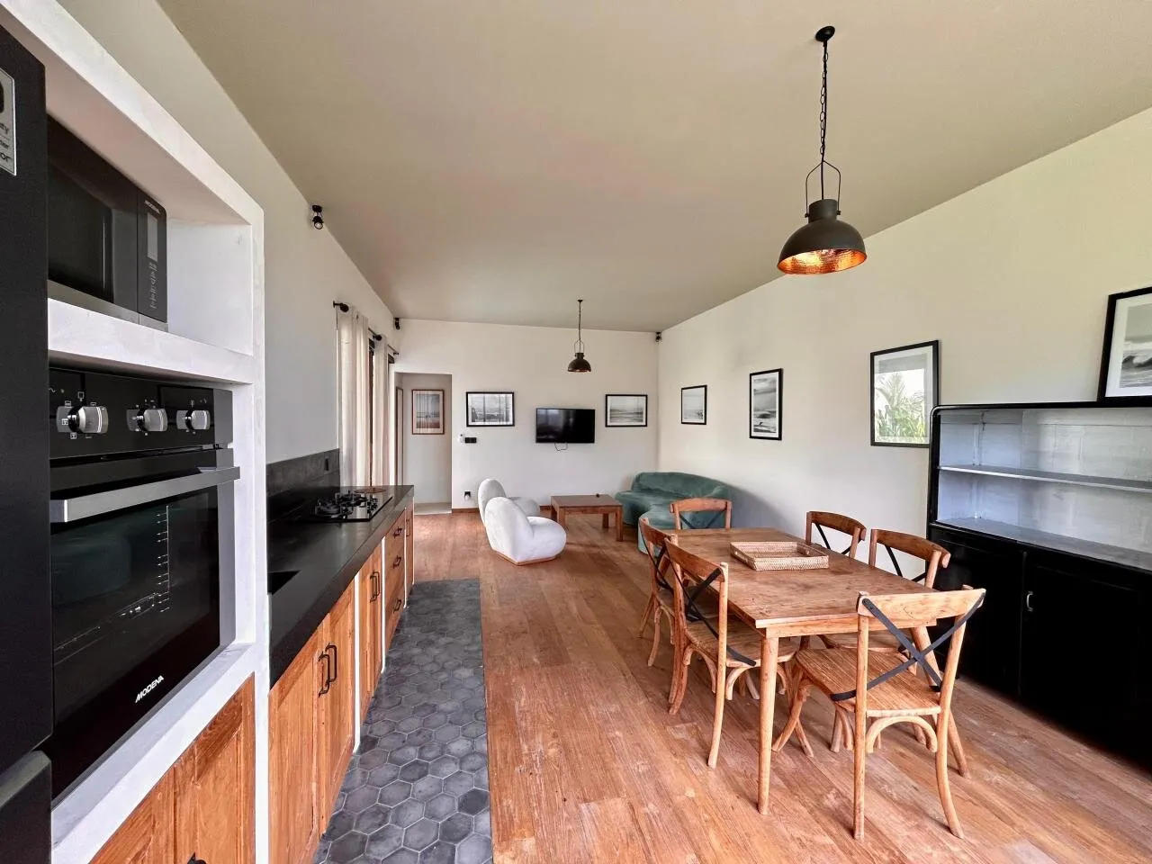 Villa de 2 dormitorios en venta en Umalas, Canggu, Bali — 2/12