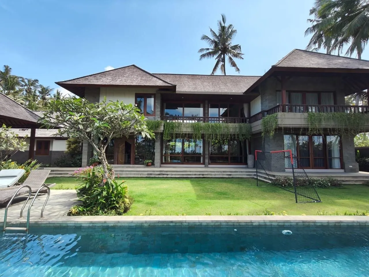 Villa de 5 dormitorios en venta en gianyar, Bali — 3/12