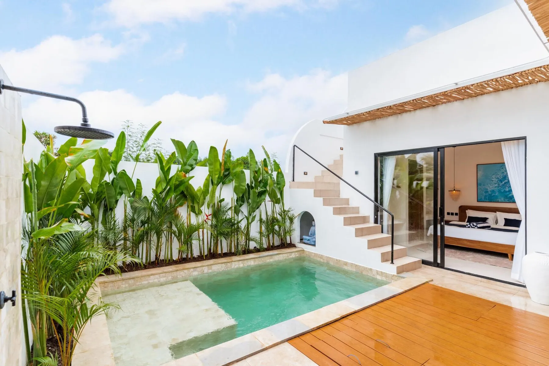 Nieuwe villa naast Sundays Beach Club en Savaya!, 2 slaapkamers, 111 m²