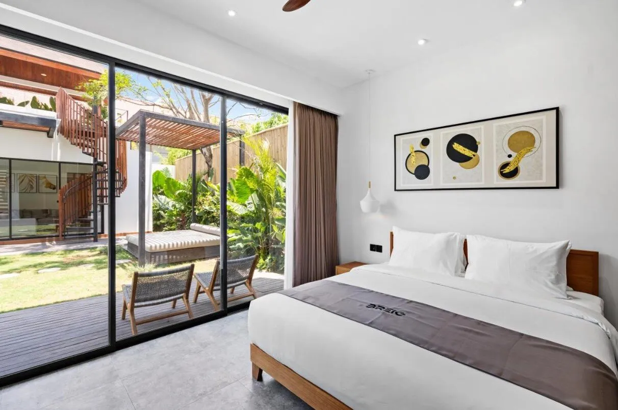 Villa met 4 slaapkamers te koop in Seminyak, Bali — 2/15