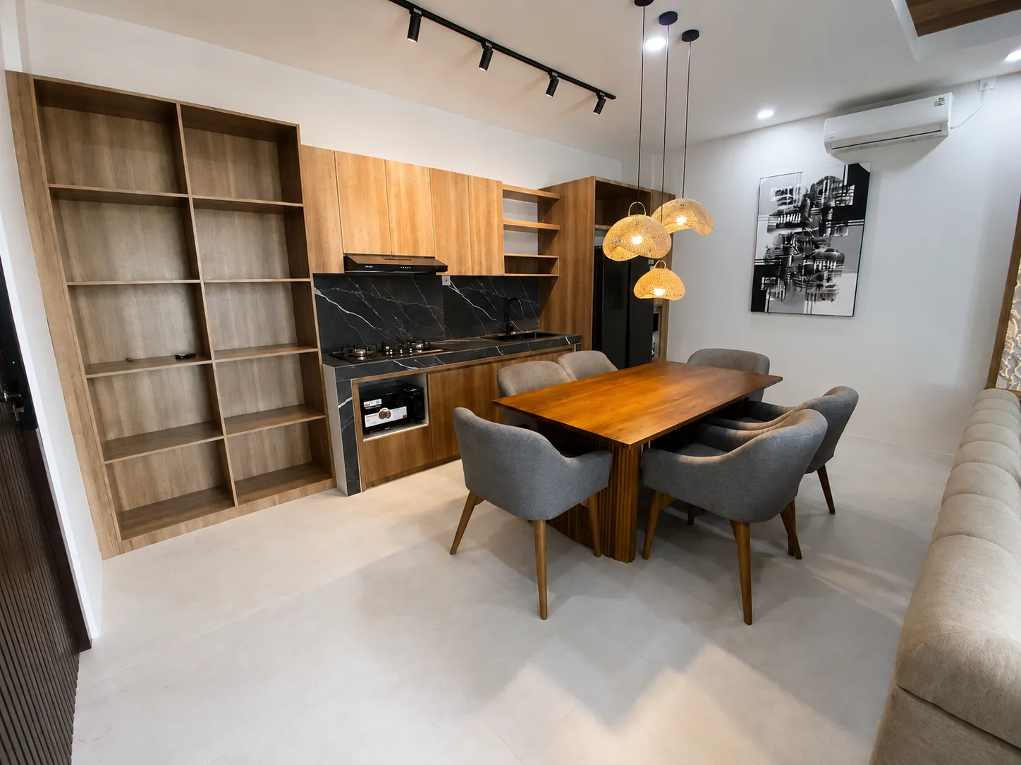 Ruime villa op eigen grond in de prestigieuze wijk Sanur!, 4 slaapkamers, 413 m²