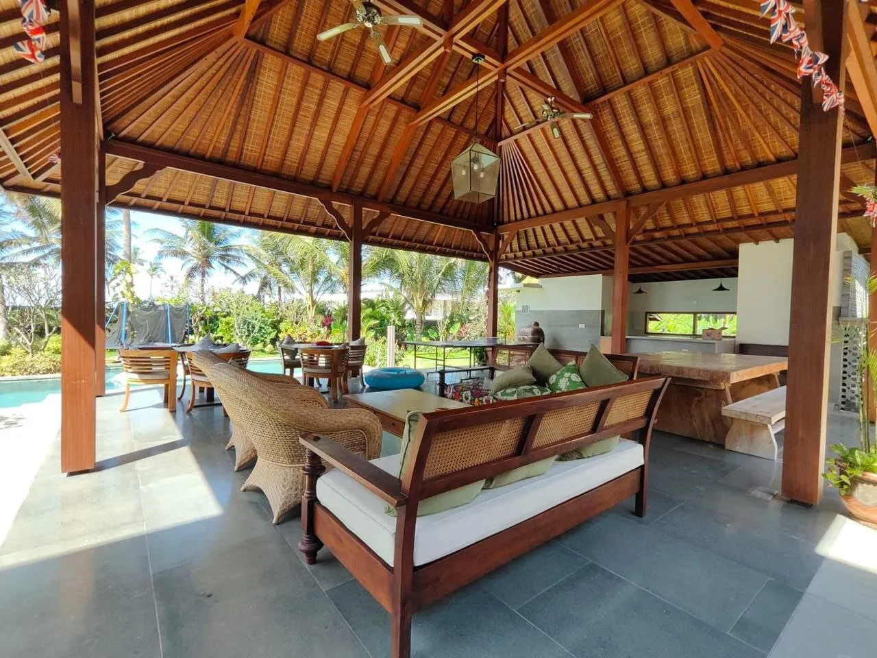 Villa de 5 dormitorios en venta en gianyar, Bali — 6/12