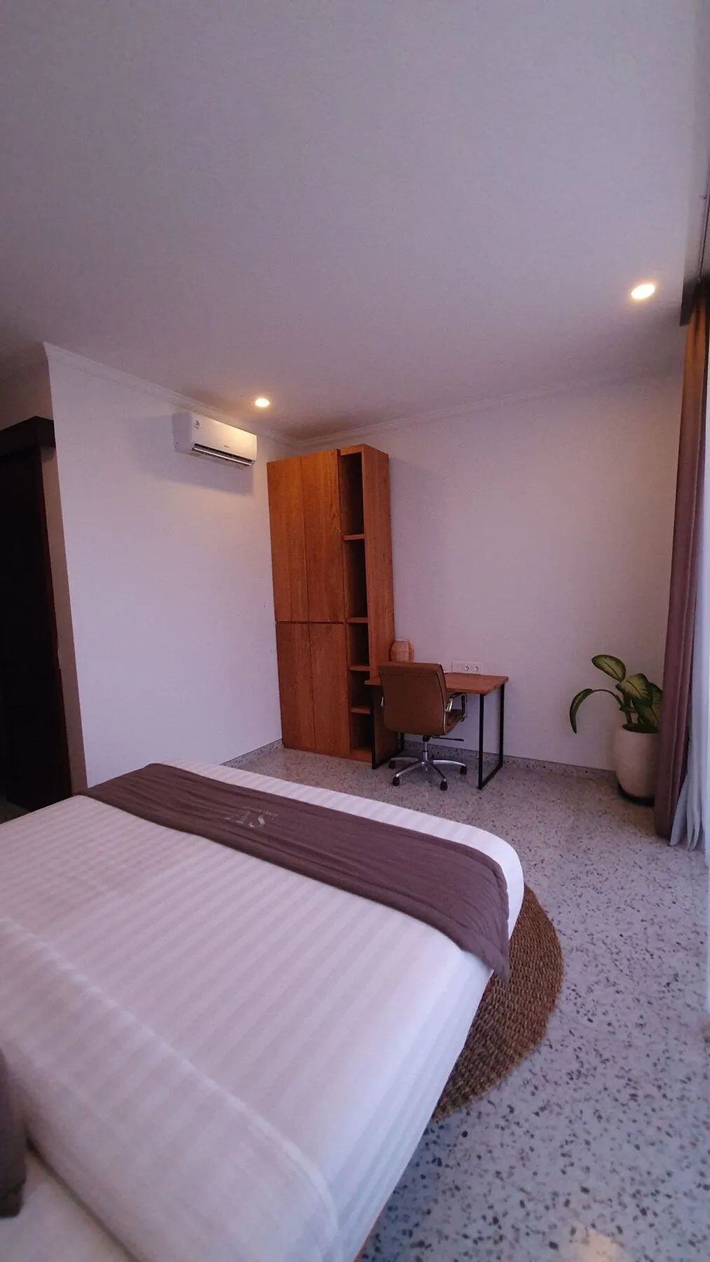 Villa de 2 dormitorios en venta en Berawa, Canggu, Bali — 11/11