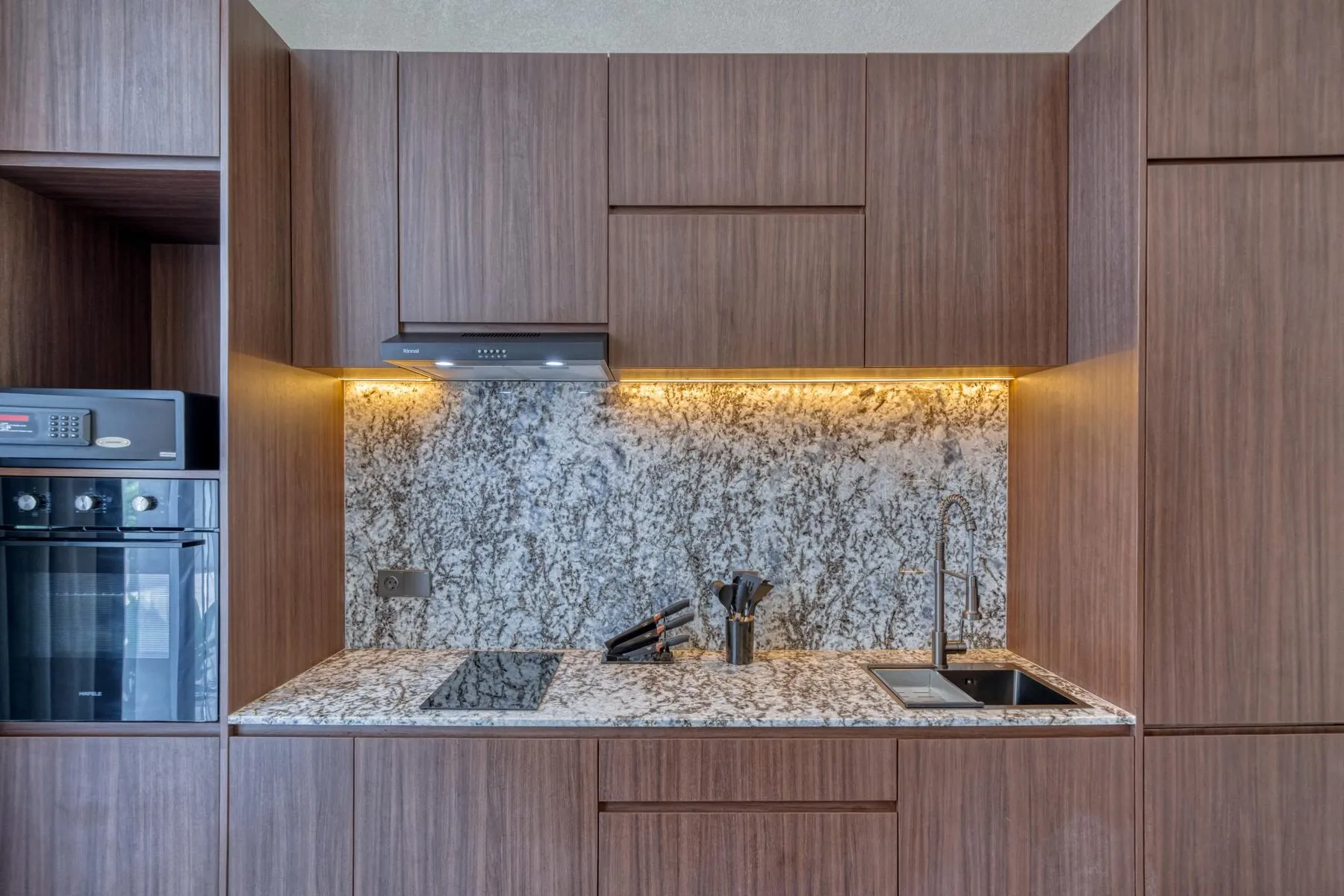 Villa de 2 dormitorios en venta en Melasti, Uluwatu, Bali — 8/20