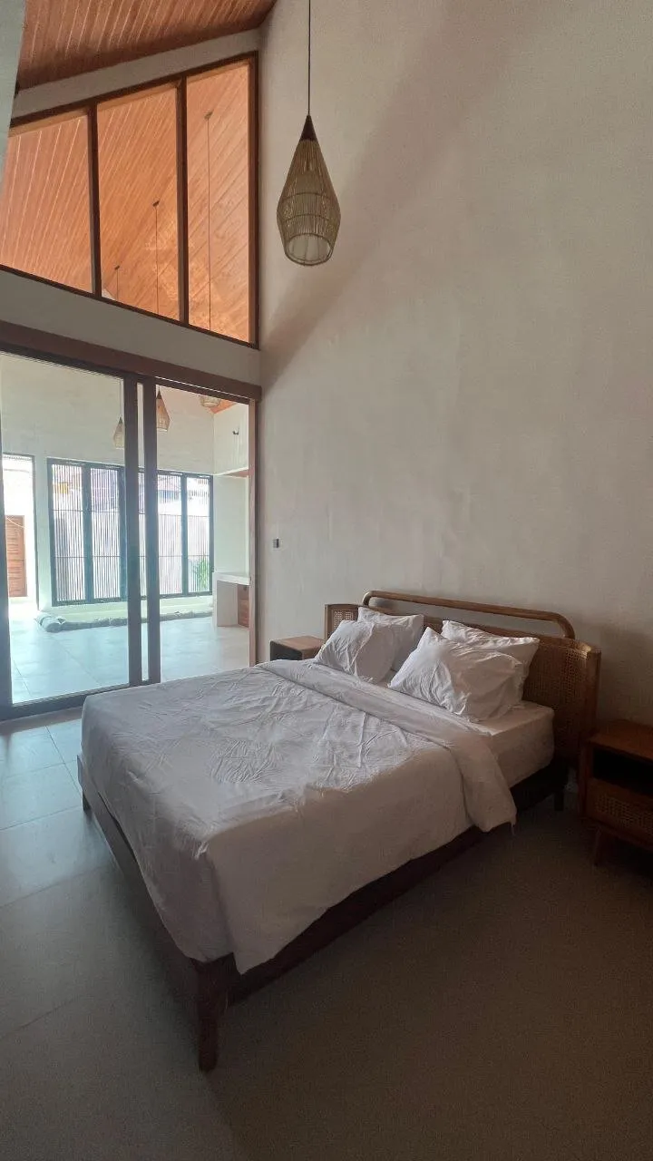 Villa de 2 dormitorios en venta en Tibubeneng, Canggu, Bali — 7/16