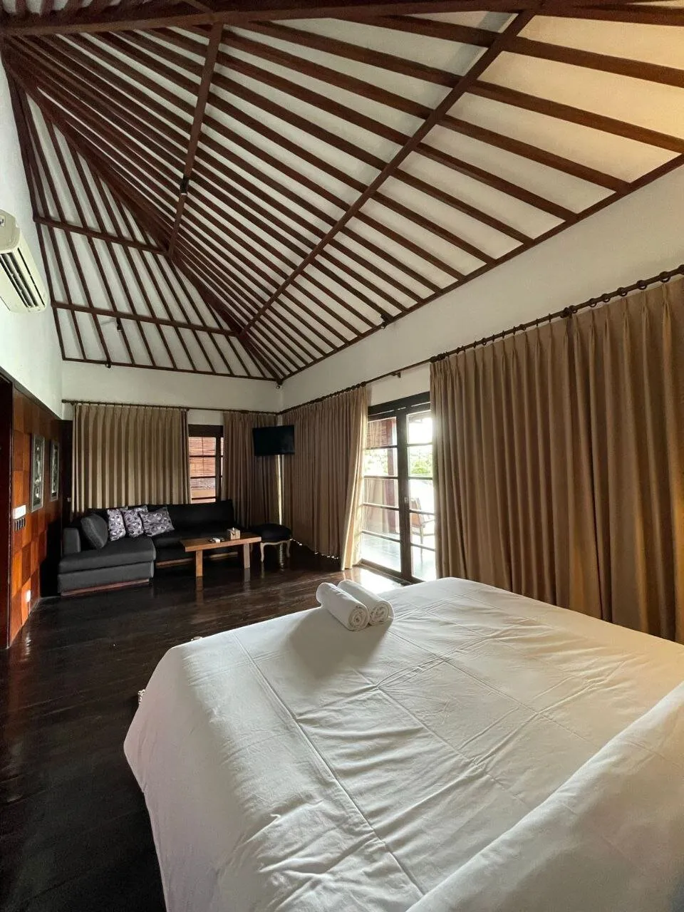 Villa met 4 slaapkamers te koop in Canggu, Bali — 11/20