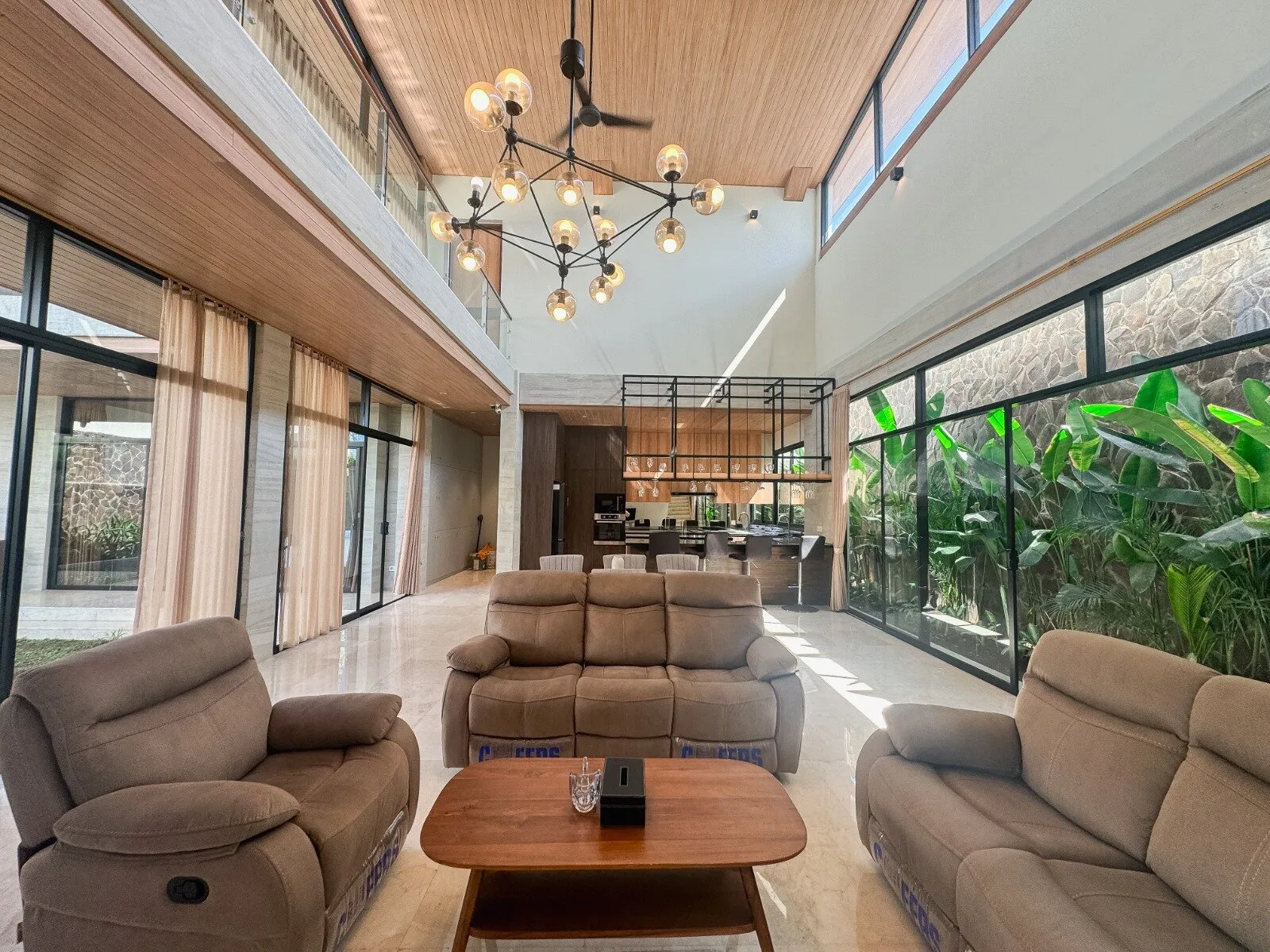 Villa met 4 slaapkamers te koop in Sanur, Bali — 6/18