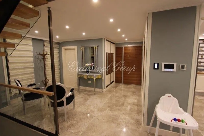 Villa met 4 slaapkamers te koop in Kemer, Antalya — 10/17