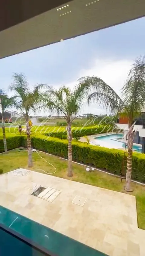 Villa met 4 slaapkamers te koop in Kemer, Antalya — 10/10
