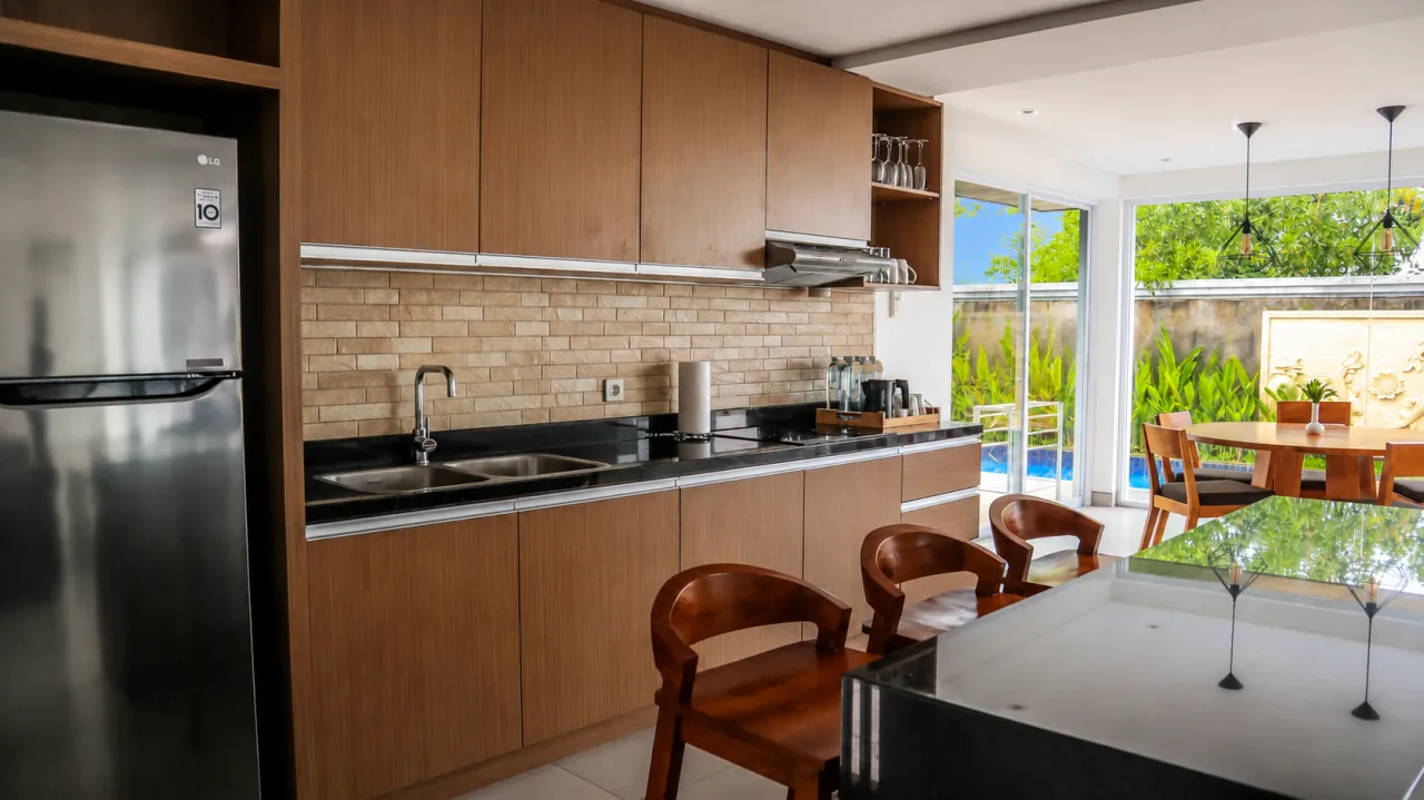 6 yatak odalı villa — Ungasan, Uluwatu, Bali — 3/4