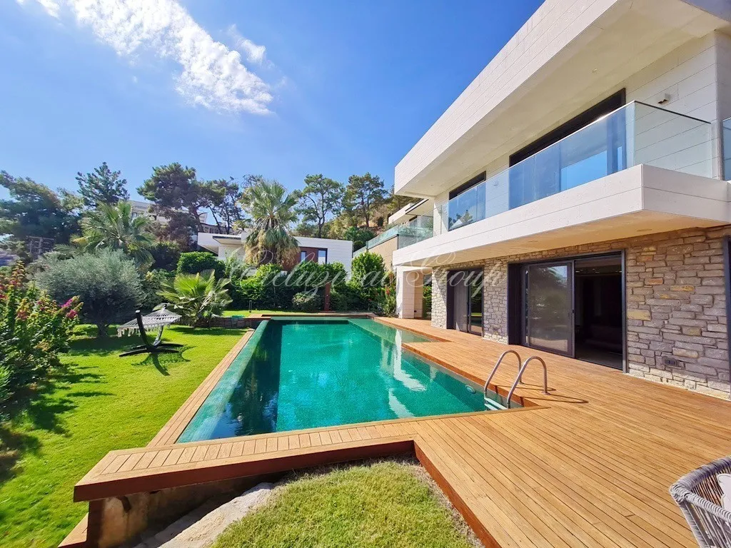 Villa in Bodrum, 5 bedrooms, 600 m²