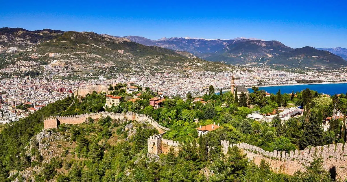 Apartment in Alanya, 2 bedrooms, 97 m²