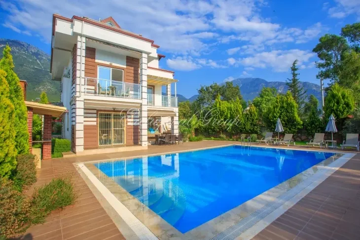 Villa in Fethiye, 4 bedrooms, 210 m²
