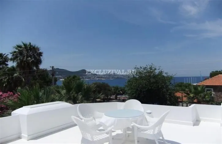 Commercial property in Bodrum, 1874 m²