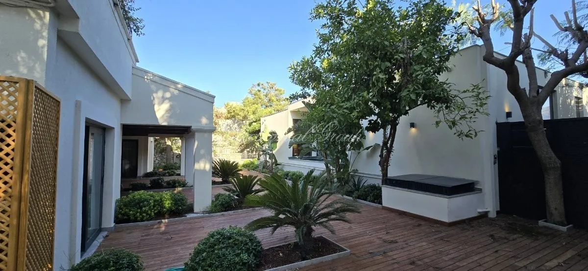 16-bedroom villa for sale in Bodrum, Muğla — 12/20