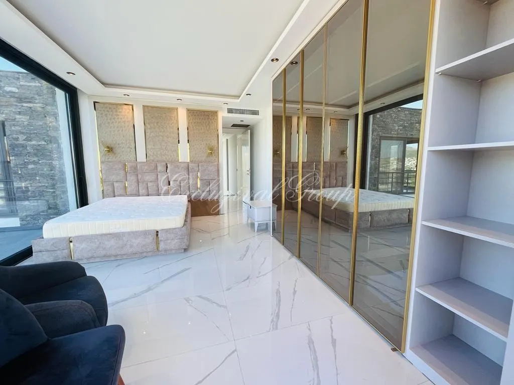 4-bedroom villa for sale in Bodrum, Muğla — 7/12