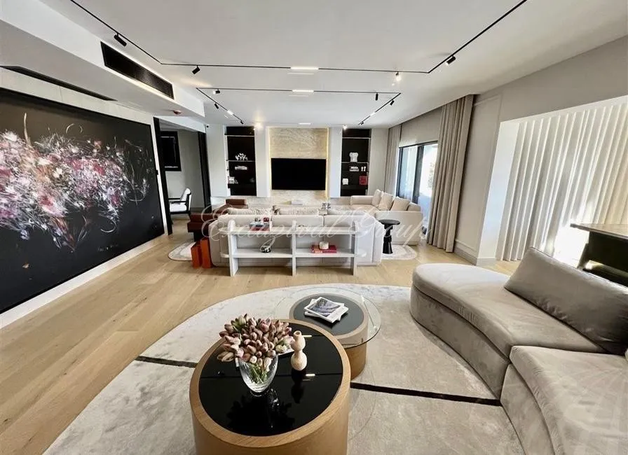 Villa met 6 slaapkamers te koop in Istanbul, Istanboel — 4/20