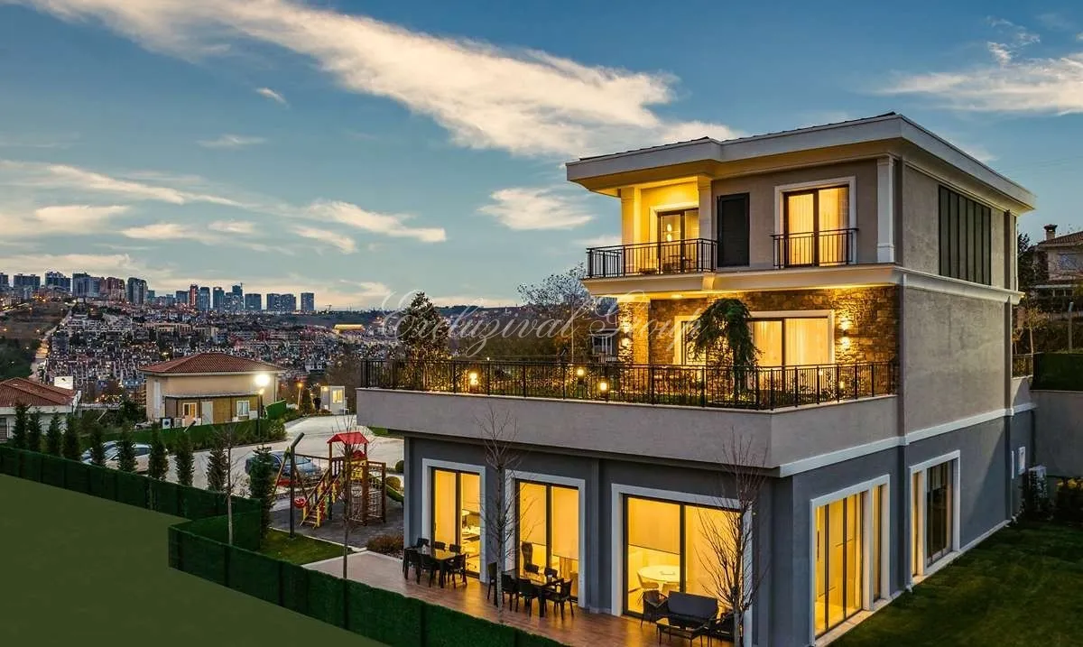 Villa in Istanbul, 3 bedrooms, 214 m²
