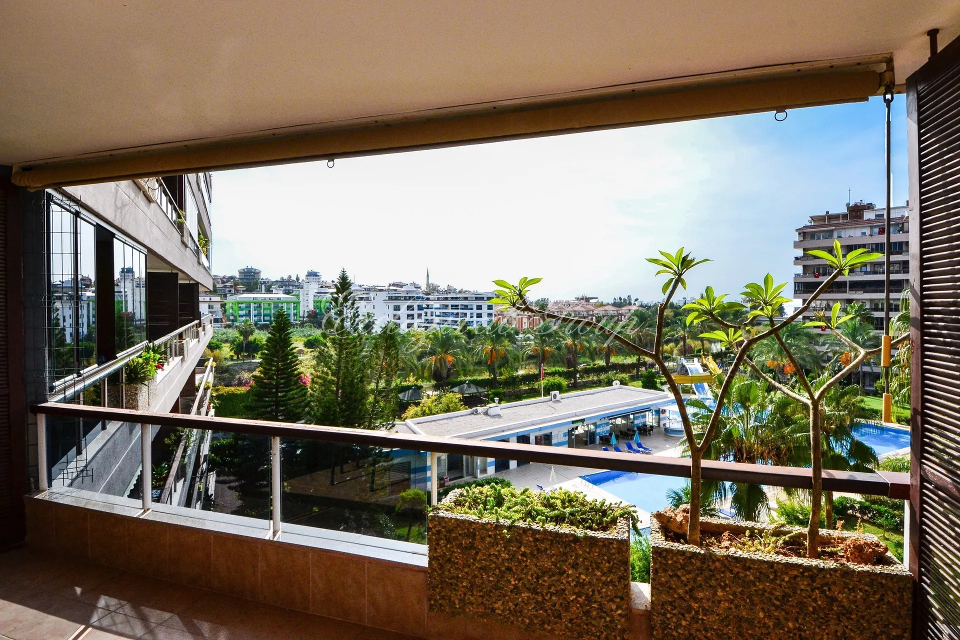 Wohnung mit 2 Schlafzimmern zum Kauf in Alanya, Antalya — 4/19