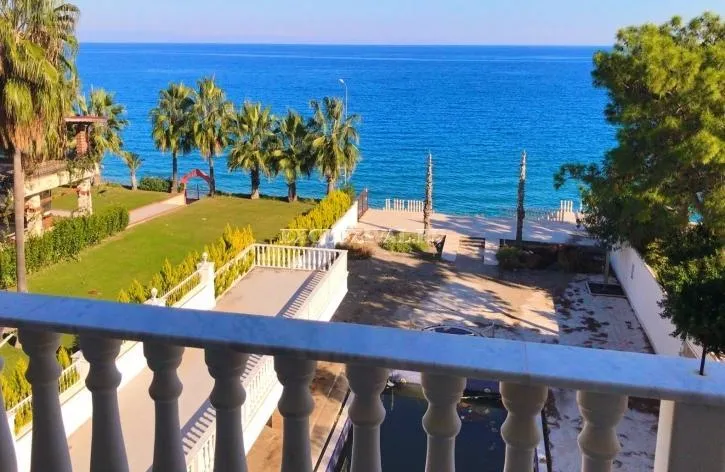 Commercial property in Kemer, 2875 m²