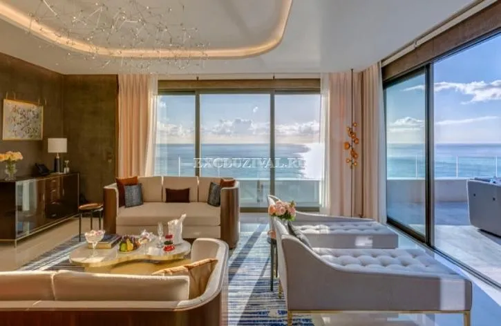 Commercial property in Antalya, 4250 m²