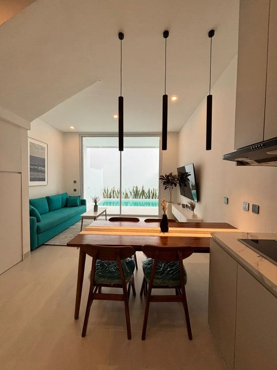 Modern 2 bedroom villas in Batu Belig (Bali), 2 bedrooms, 110 m²