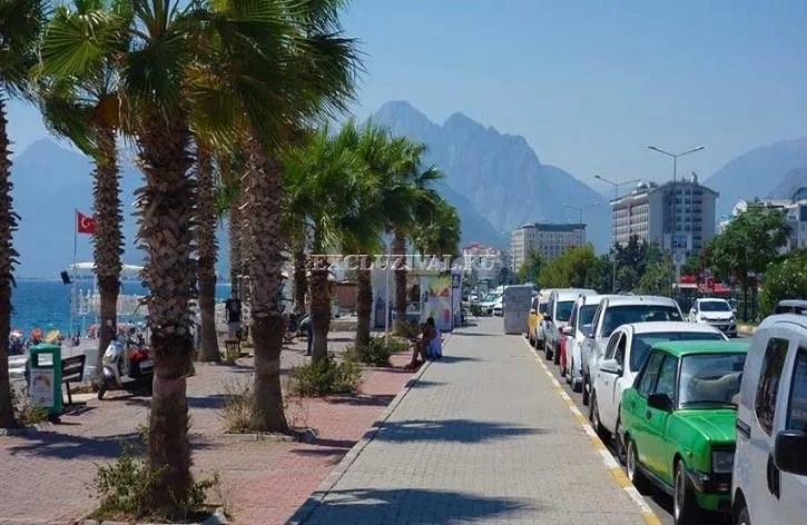 Commercial property in Antalya, 320 m²