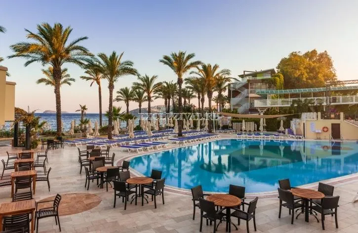 Commercial property in Bodrum, 30000 m²